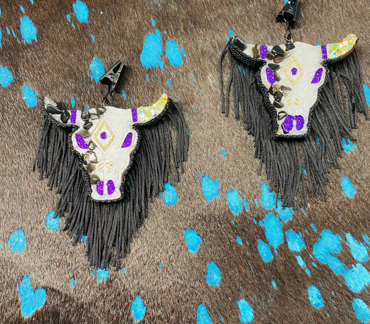 Aztec Bull Skull Vent Clip-2 clips