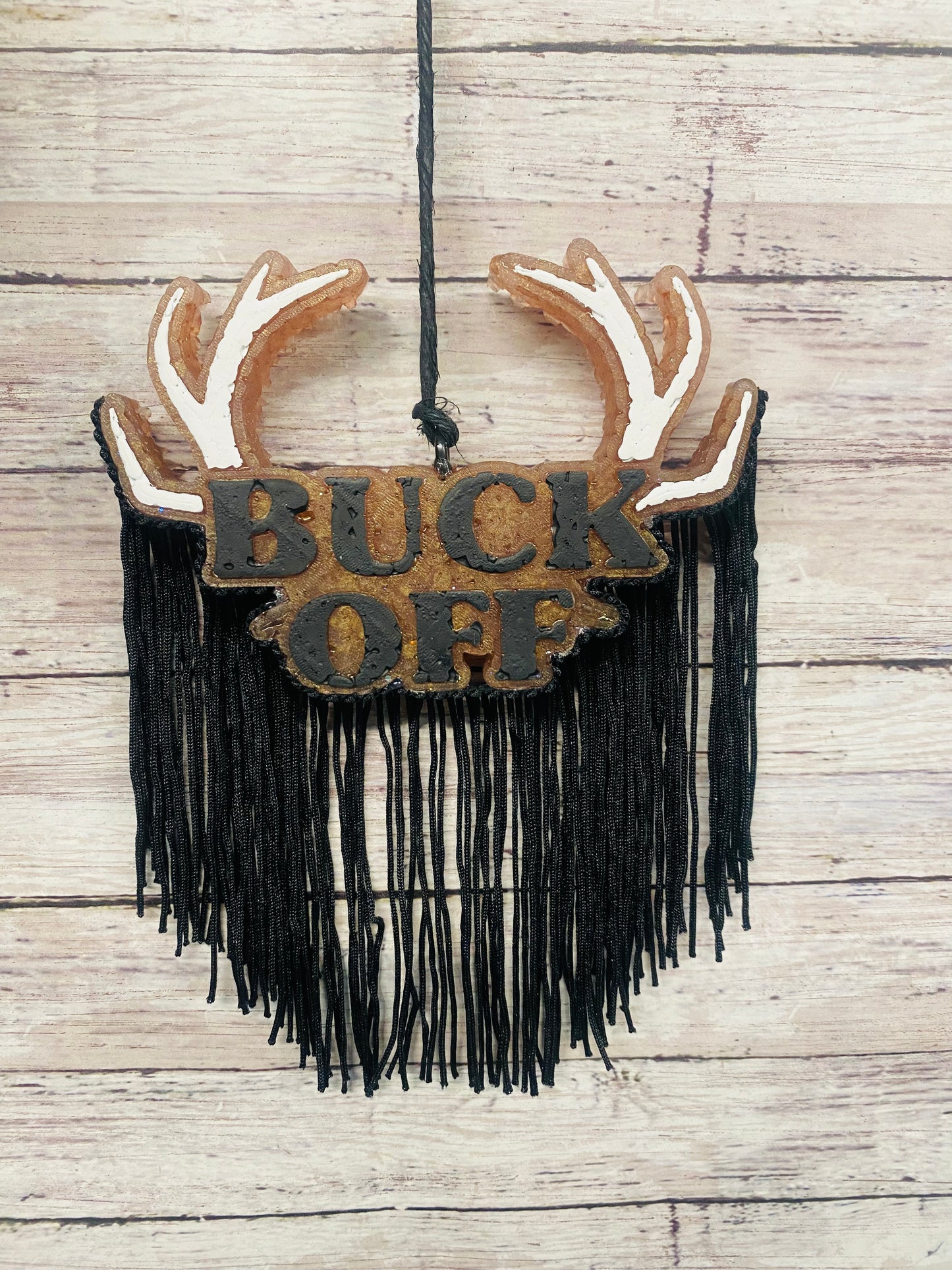 Buck Off Horns