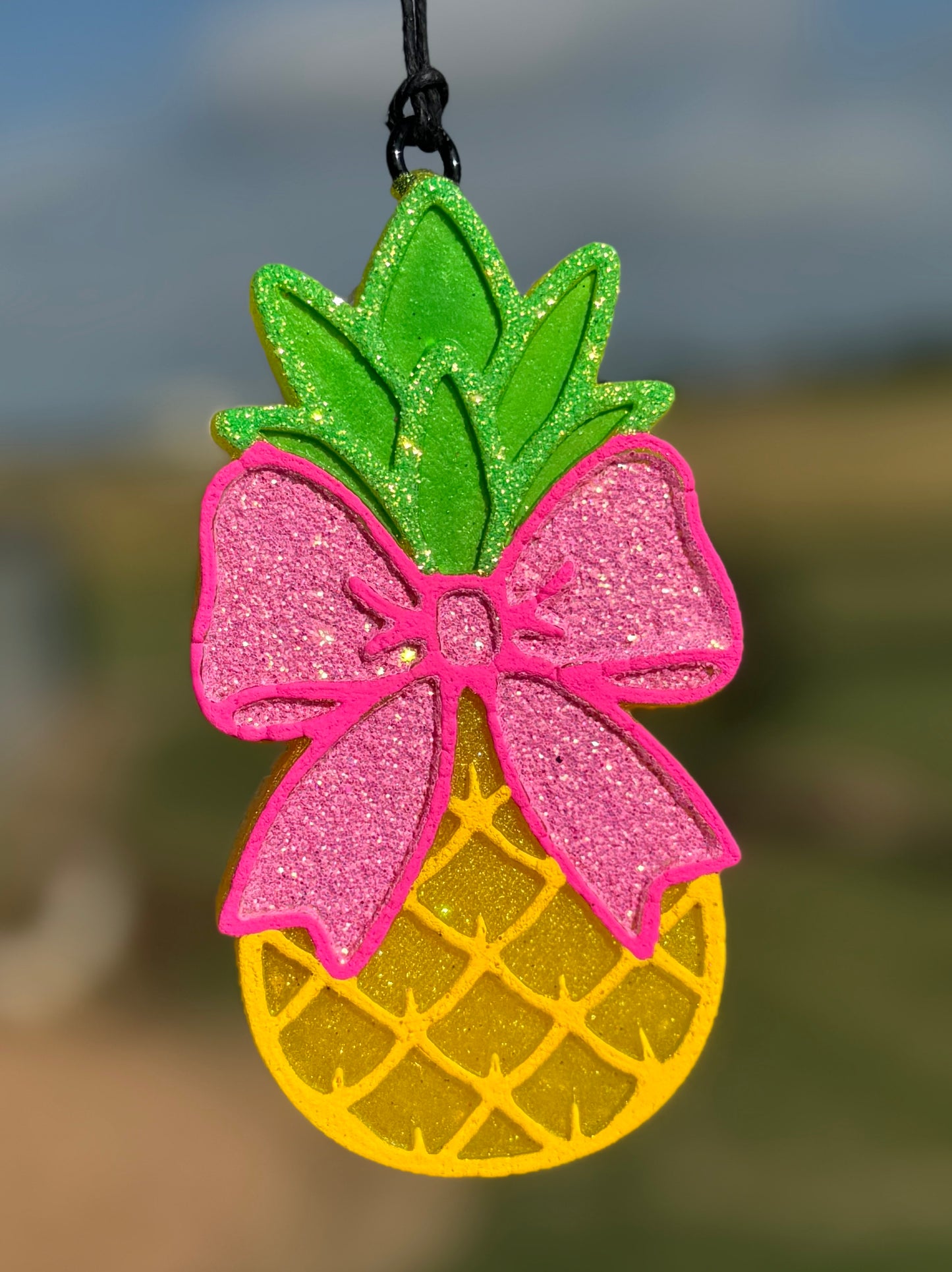 Pineapple with Bow