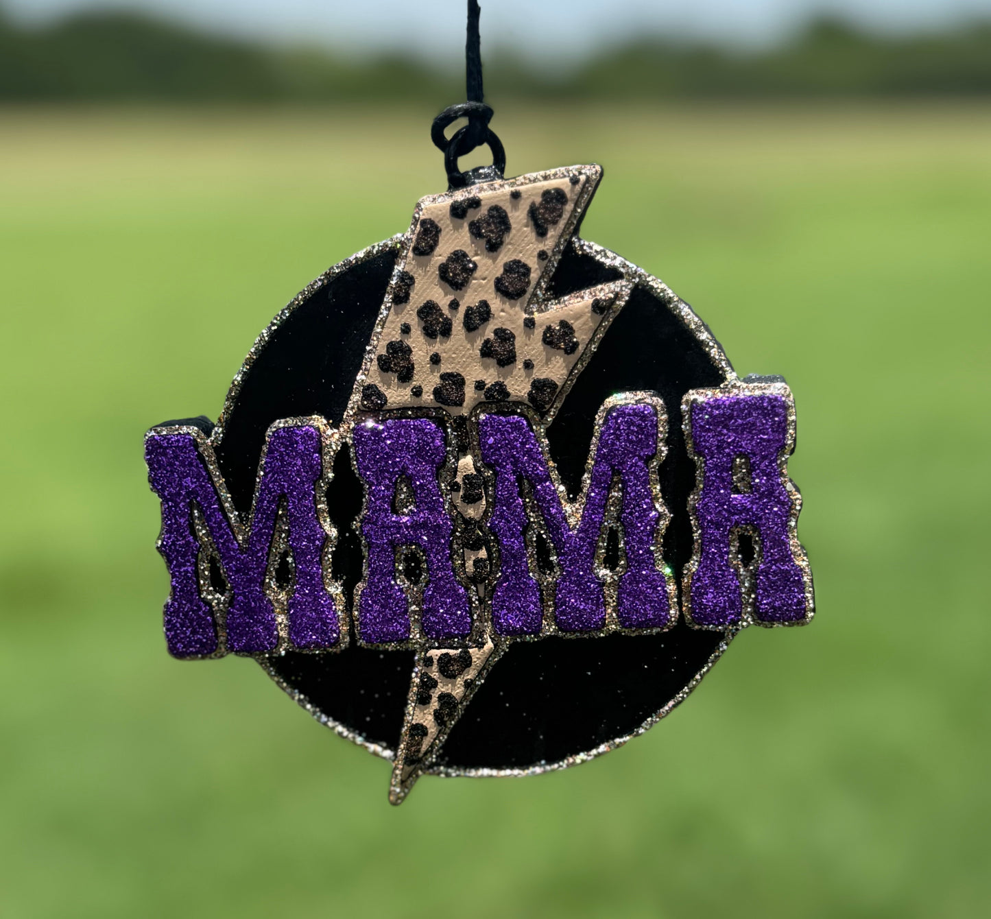 Mama Circle with Lightening