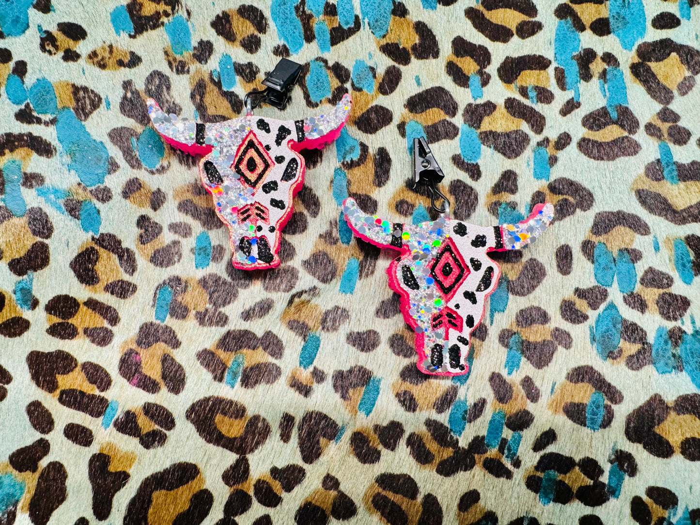 Aztec Bull Skull Vent Clip-2 clips