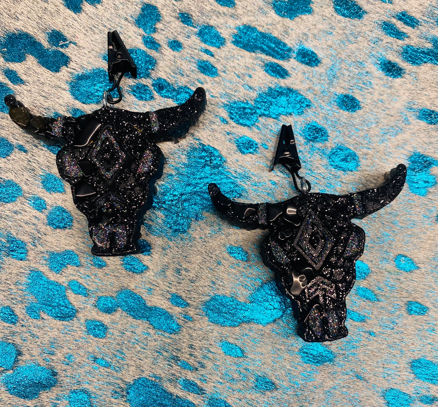 Aztec Bull Skull Vent Clip-2 clips