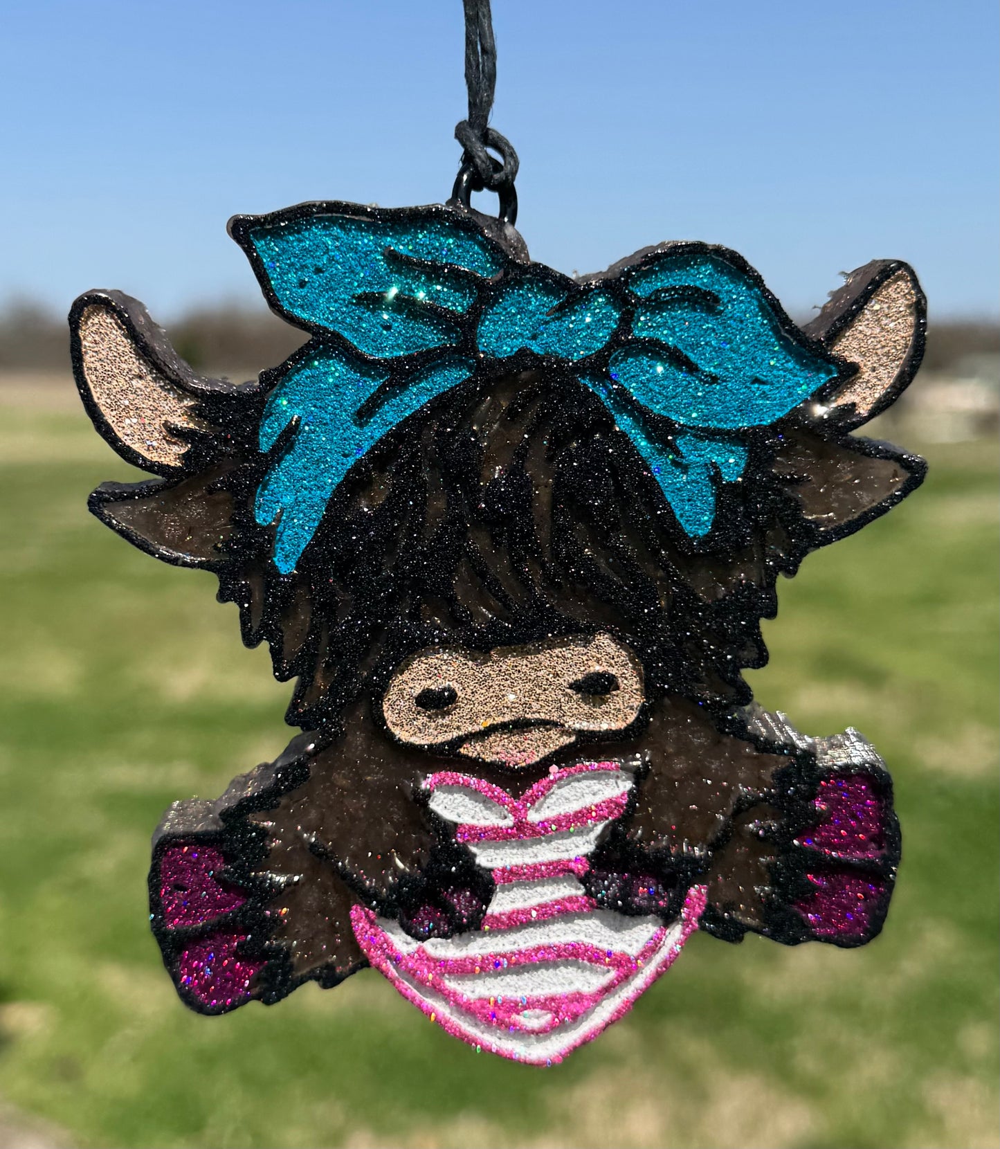 Highland with Heart Cake