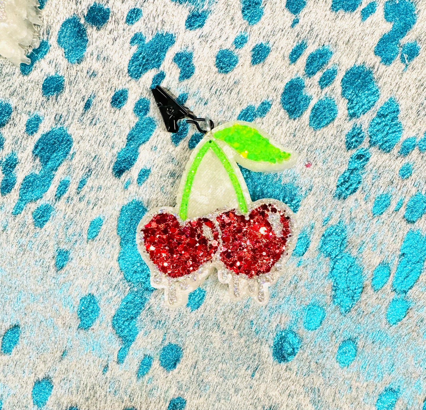 Drip Cherry Vent Clip- ONLY 1 CLIP