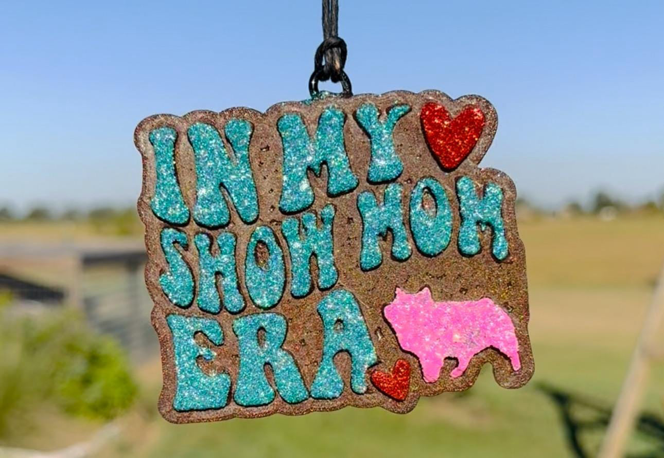 In My Show Mom Era- Pig