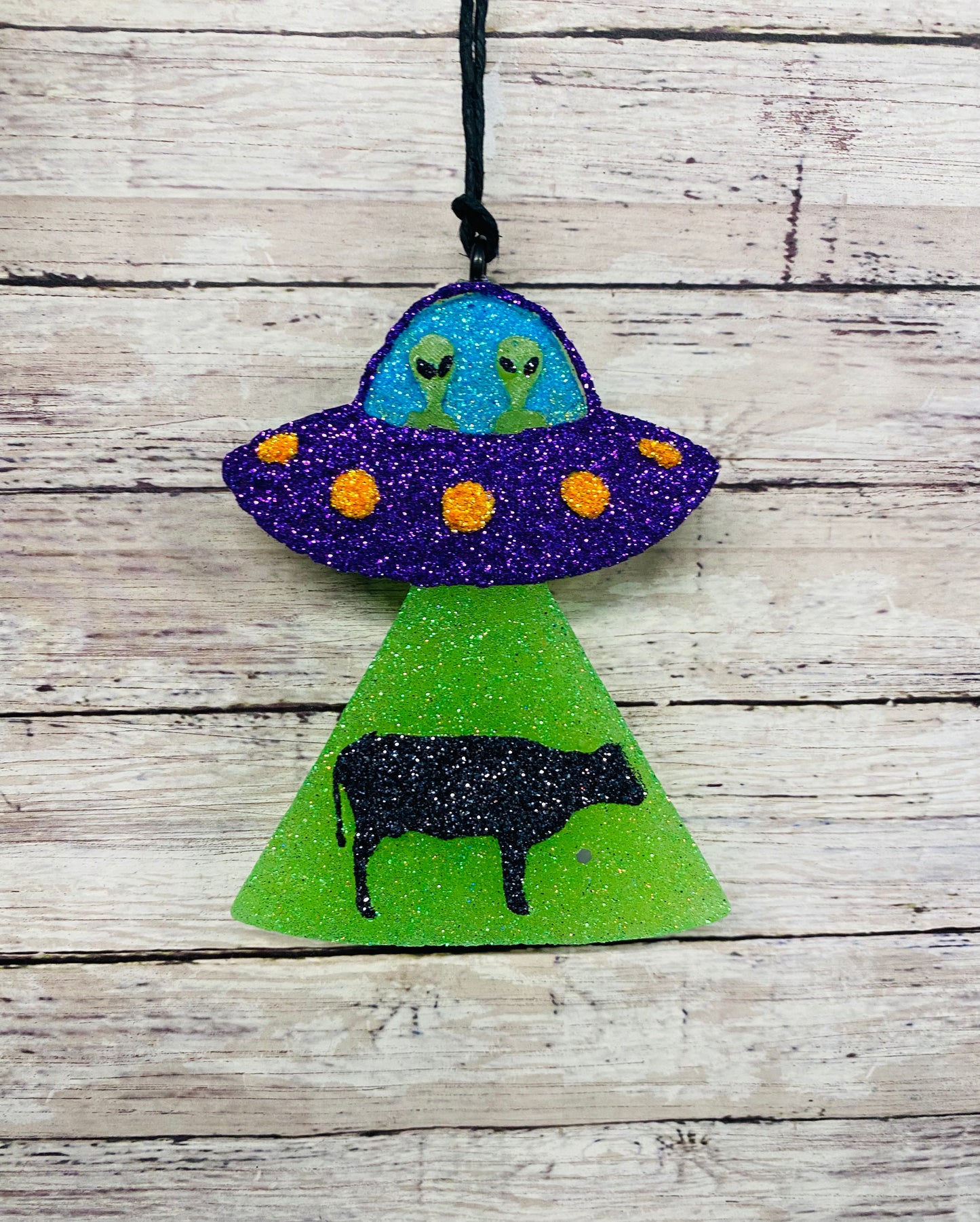 Alien Spaceship with Cow UFO