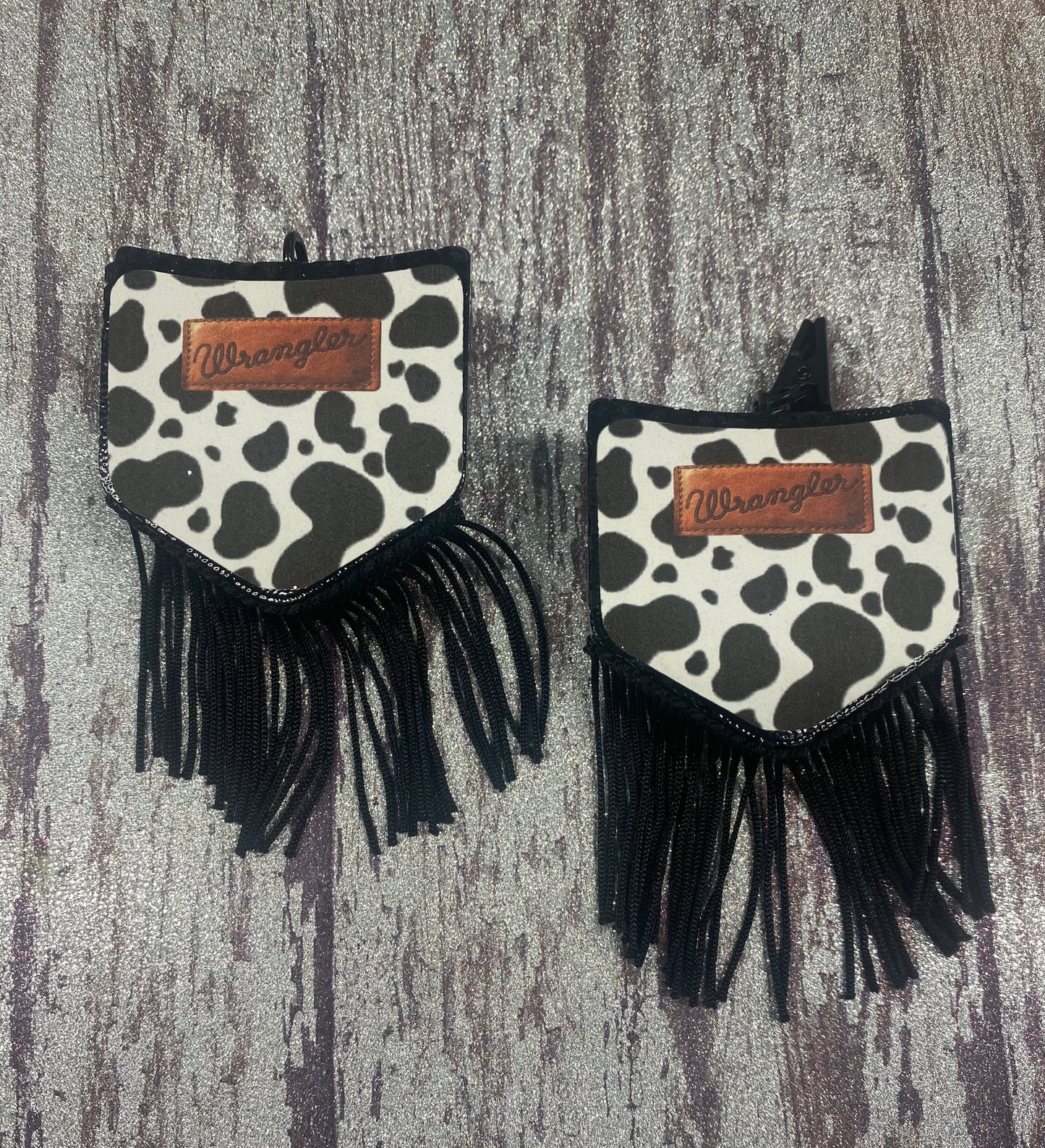 Jean Pocket Vent Clip (Set of 2)- Cow print Center is Temporarily Unavailable