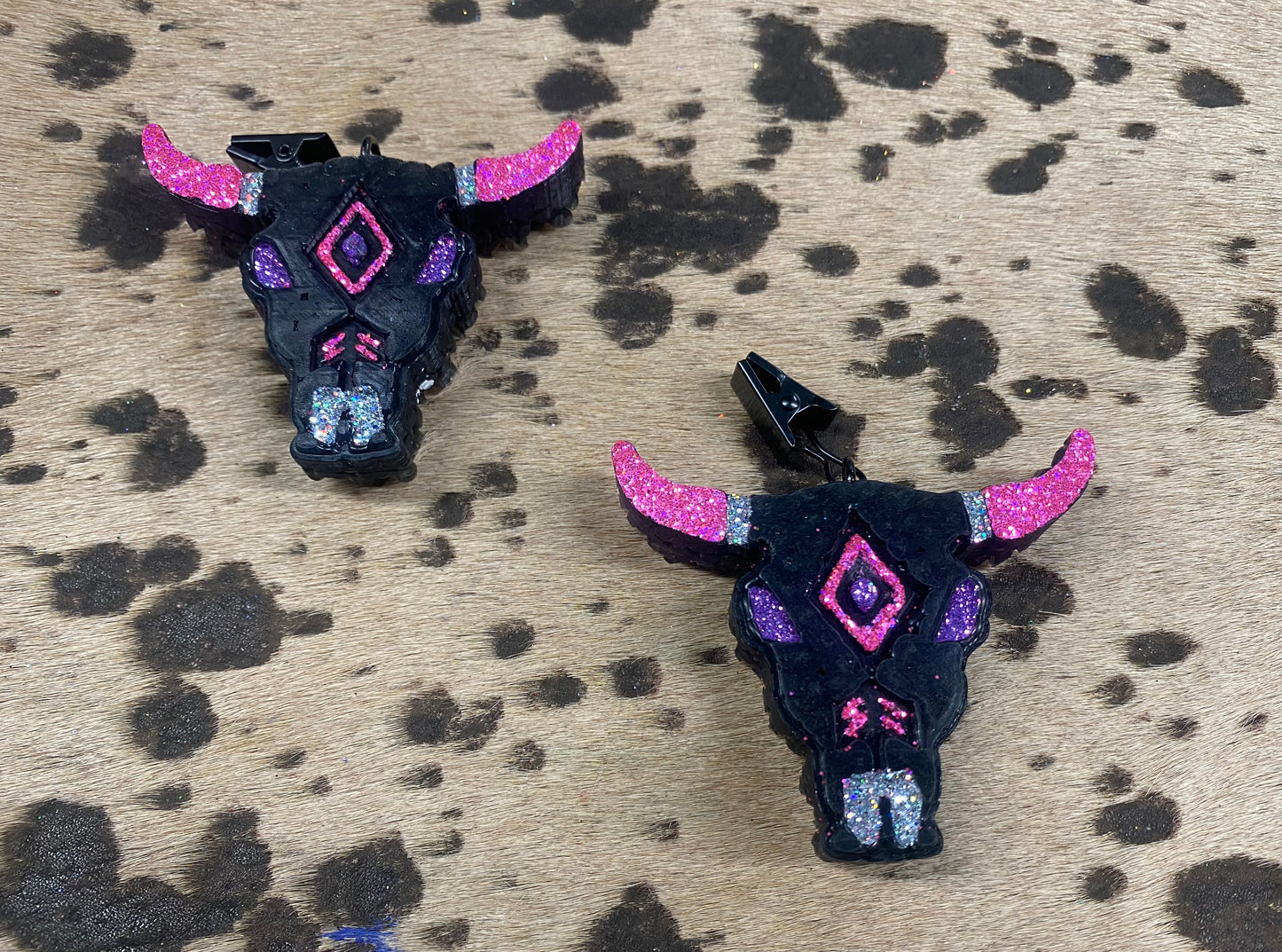 Aztec Bull Skull Vent Clip-2 clips