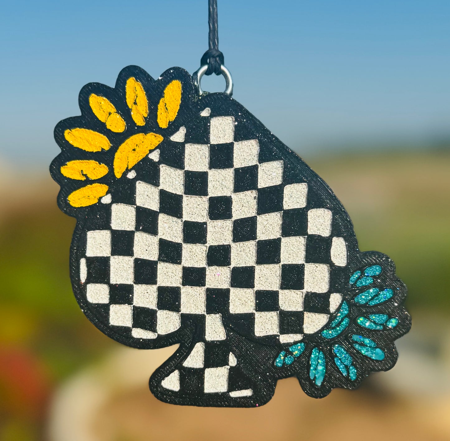 Punchy Checkered Spade