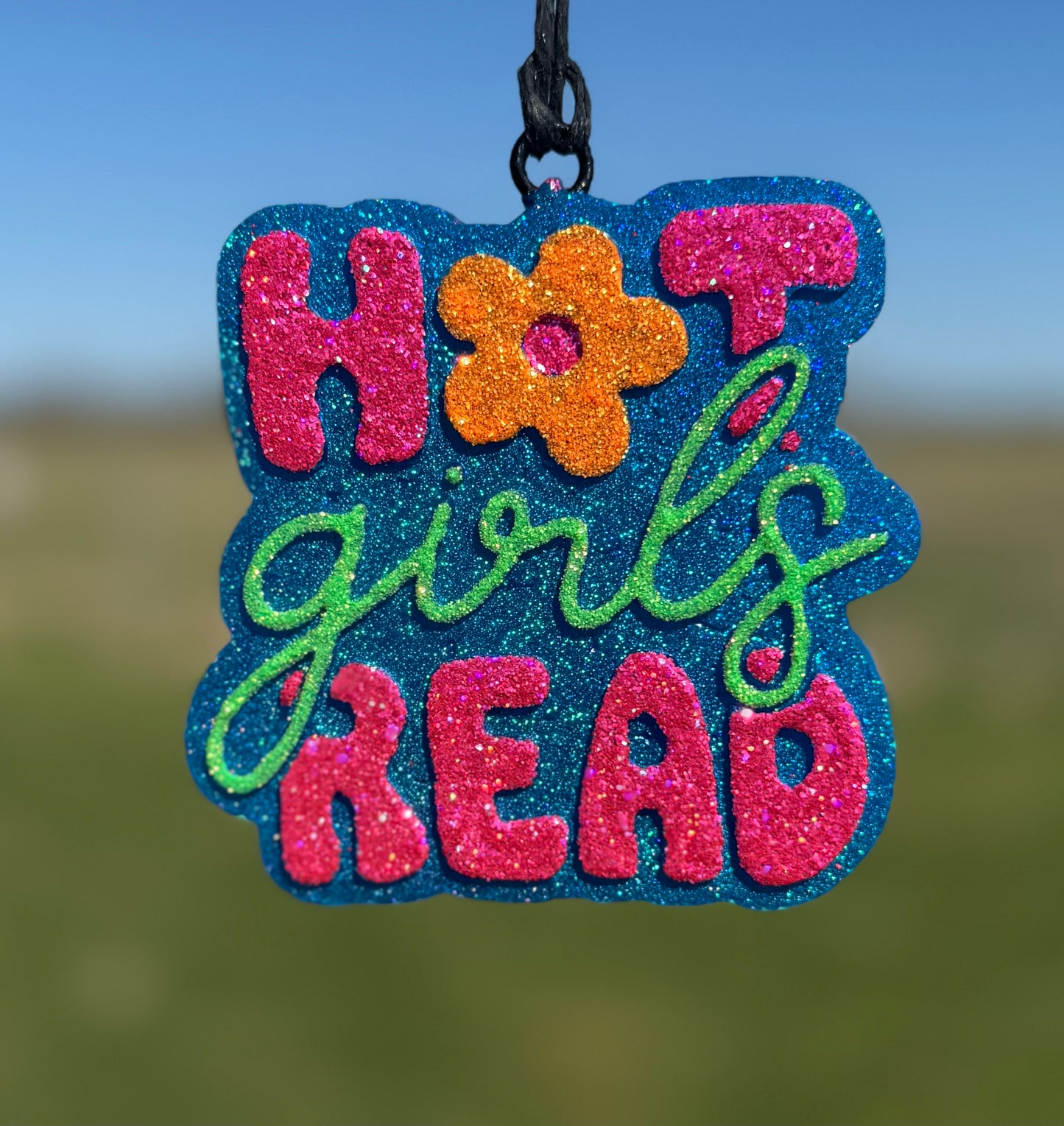 Hot Girls Read
