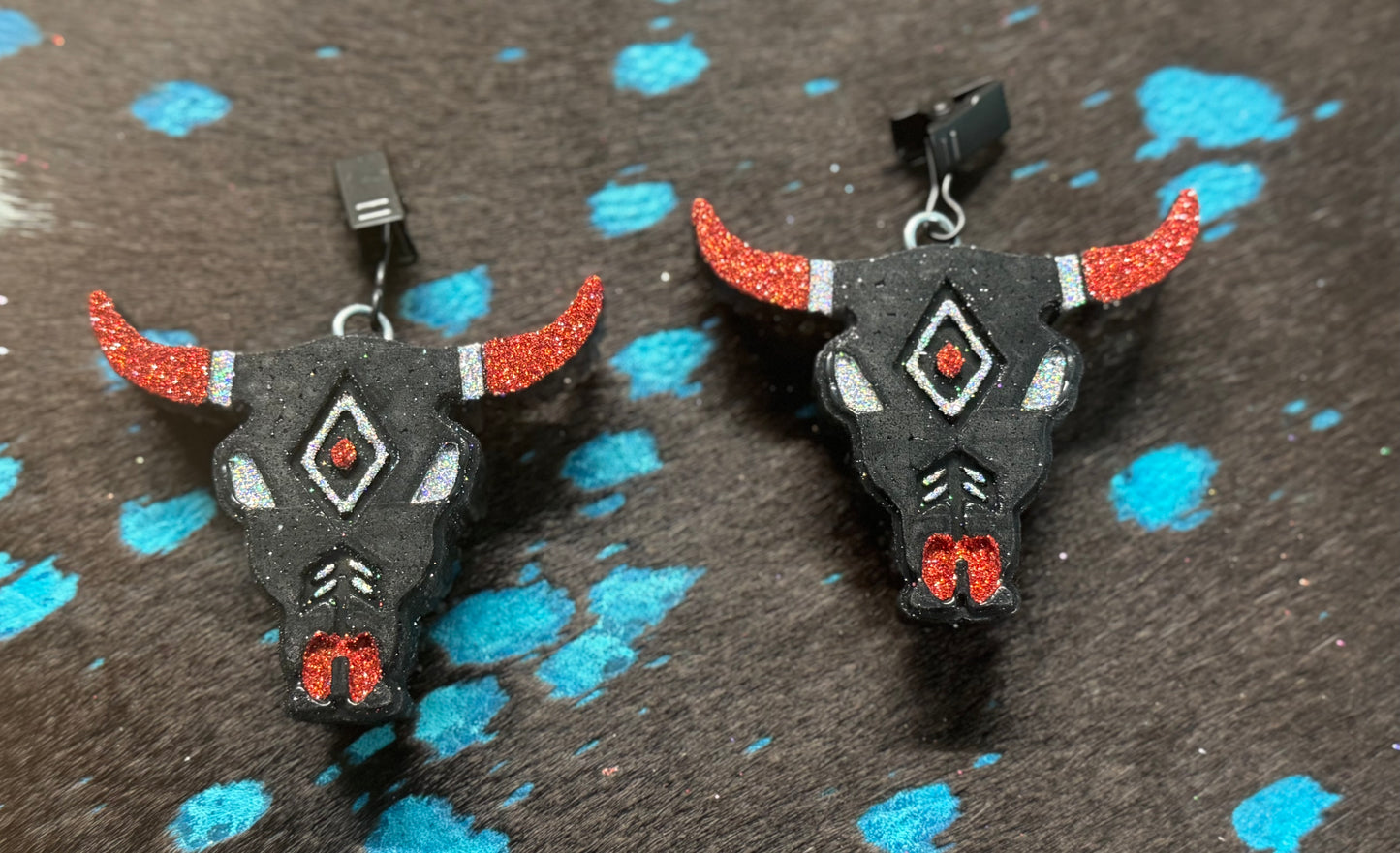 Aztec Bull Skull Vent Clip-2 clips