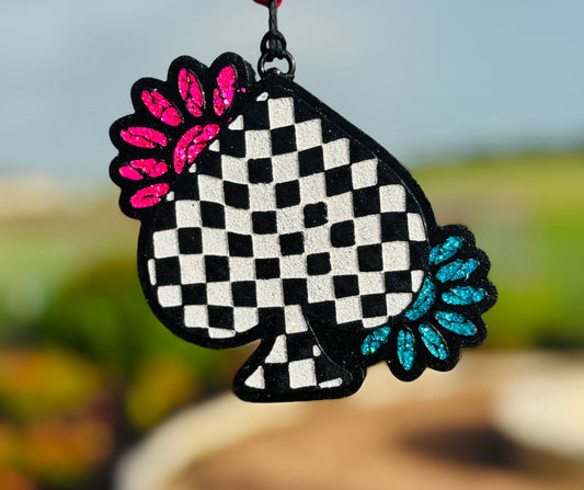 Punchy Checkered Spade