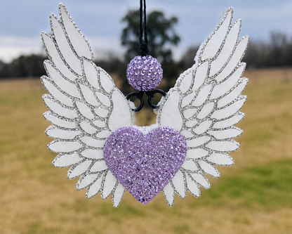 Angel wings with heart