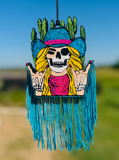 Skelton Cowgirl