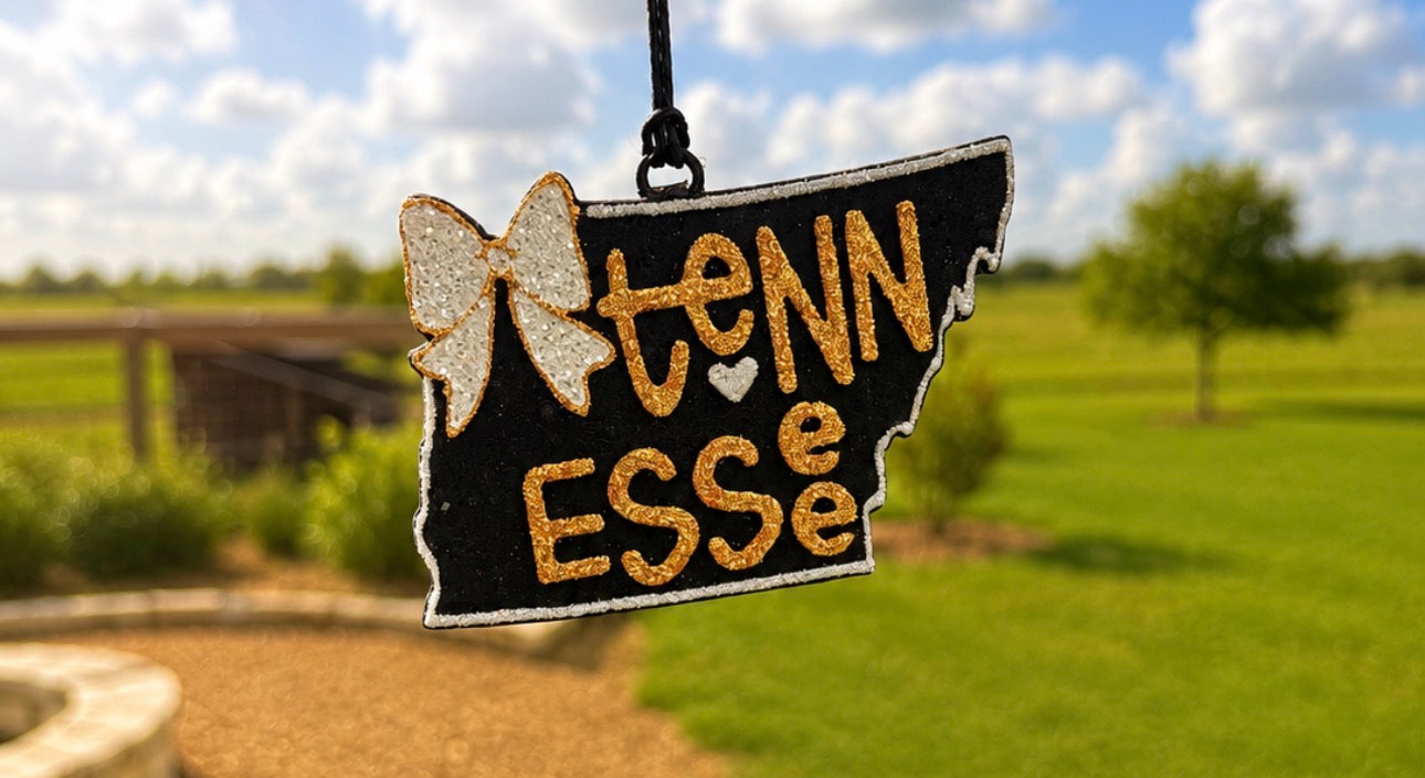 Tennessee with Bow