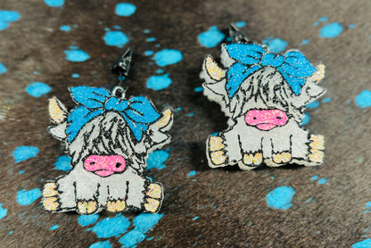 Highland Cow with Bow Vent Clips-2 clips