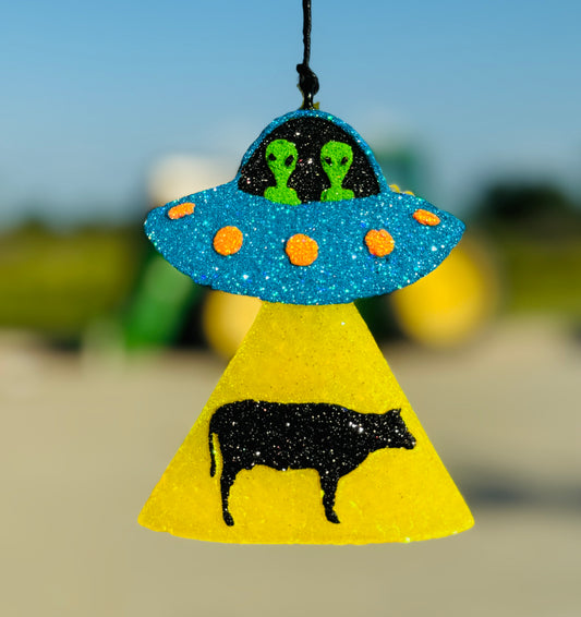 Alien Spaceship with Cow UFO