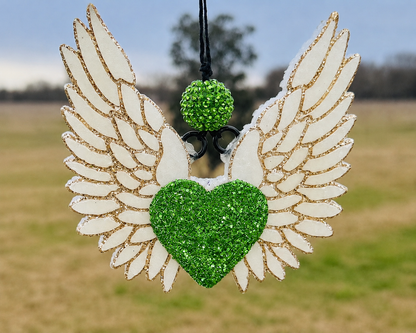 Angel wings with heart