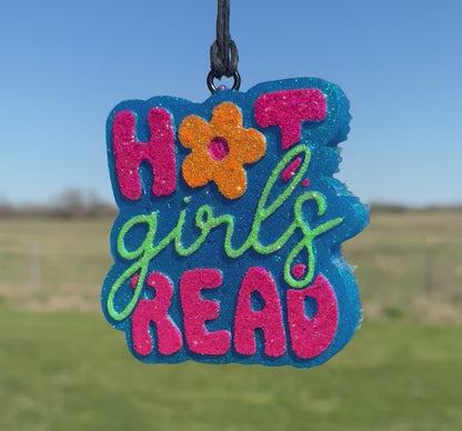 Hot Girls Read