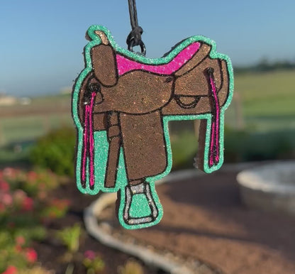 Saddle with Details